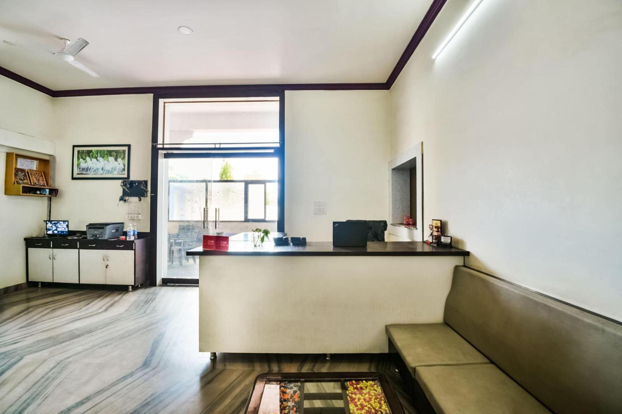 Hotel O Kalika Resort Lakāwās Extérieur photo